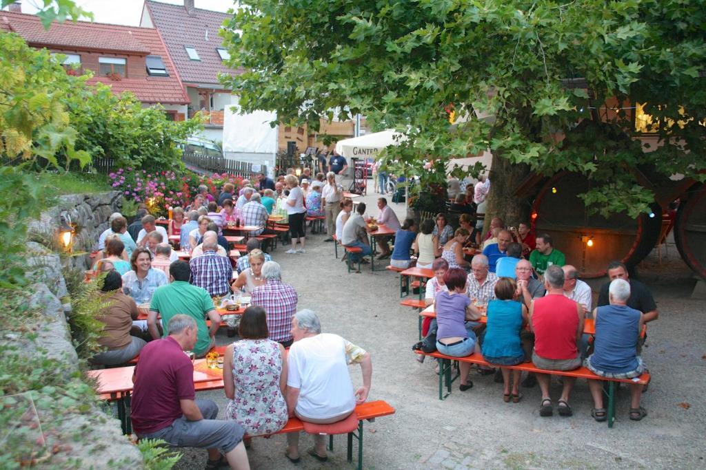 Gasthof Und Pension Zum Kreuz Lautenbach Zewnętrze zdjęcie